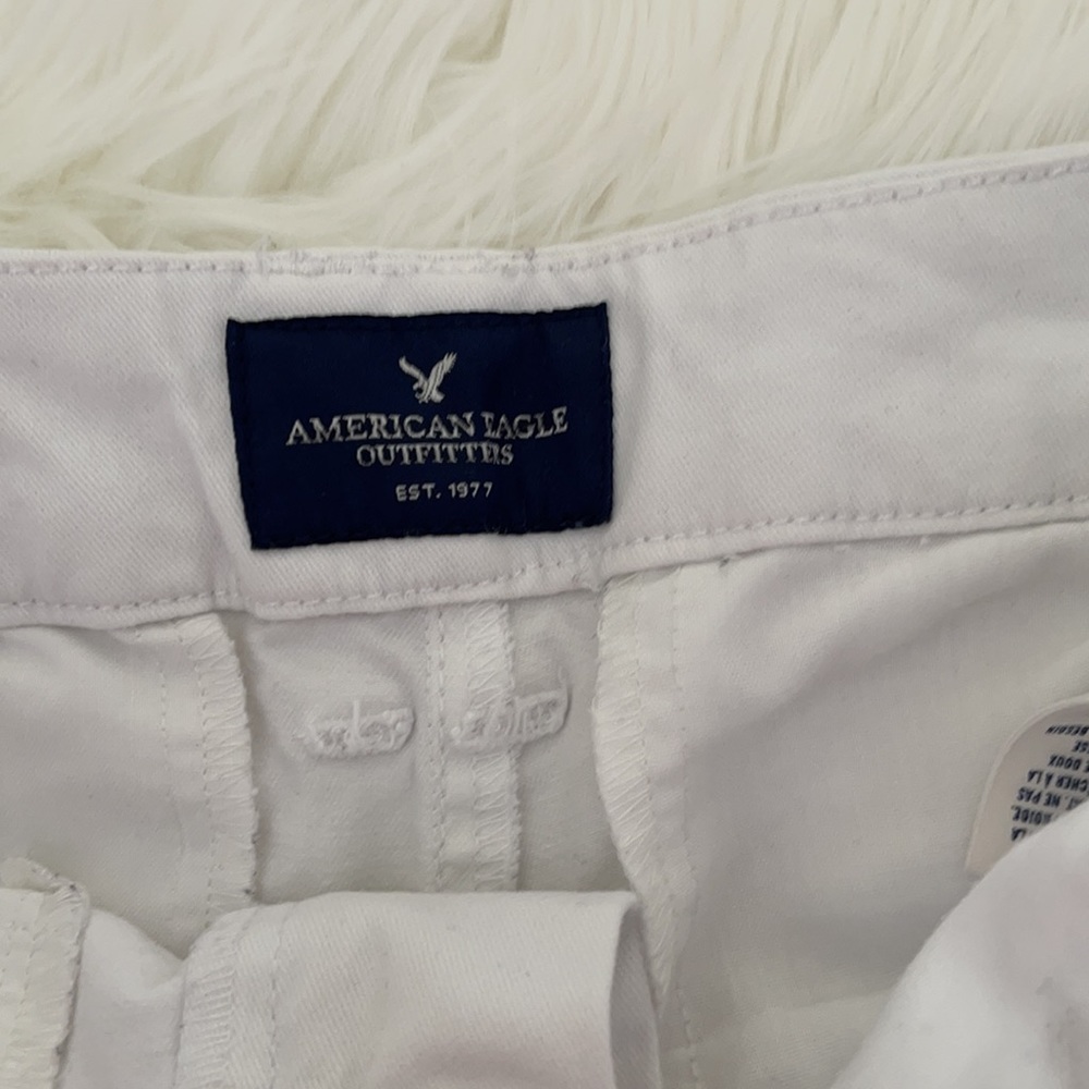 Shorts - Picture 4 of 5
